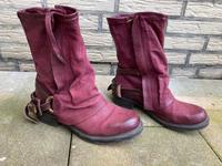 A.S.98 Boots dunkelrot Nordrhein-Westfalen - Recklinghausen Vorschau