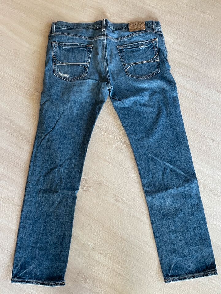 #1 - Hollister Skinny Jeans W36 L32 in blau in Hochheim am Main