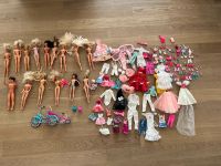 Konvolut Barbie Ken Puppen Klamotten Baden-Württemberg - Köngen Vorschau