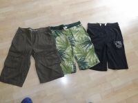 Shorts Bermuda kurze Hose H&M Tom Tailor grün grau 164 w. NEU Hessen - Florstadt Vorschau