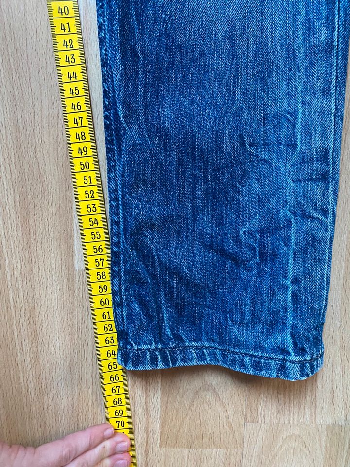 Designer John Galliano gr.8 Kinder Jeans distressed gerades Bein in Berlin