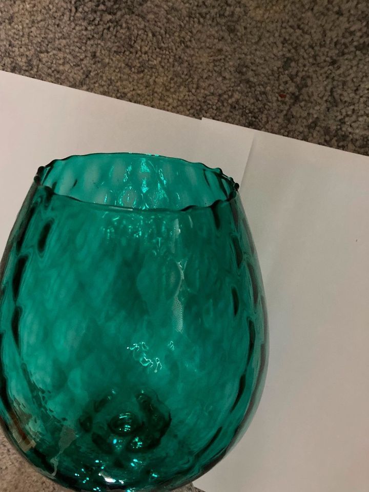2,5 Liter Weinrömer Glasrömer Glas grün geschliffen faccetiert in Rödental