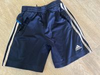 Adidas Short Gr 140 Baden-Württemberg - Hardheim Vorschau