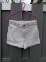 Neue leise kurze shorts Jeans h&m 122 Nordrhein-Westfalen - Bergisch Gladbach Vorschau