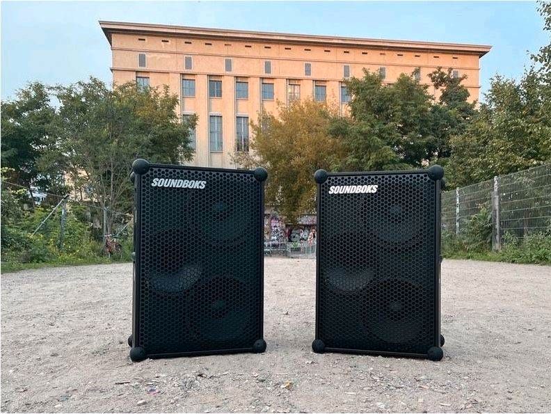 2x Soundboks 3 in Stereo Set Mieten Soundboks 3 & 4 Mieten, Bluetooth Akku Lautsprecher, Akku PA Anlagen | Musikanlange Powerstation Musikbox, Akku-Boxen, Bluetooth Box, Stereoanlage in Berlin