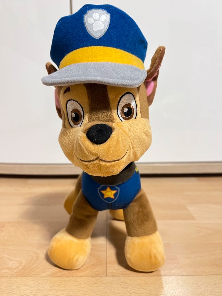 Paw Patrol Chase Stofftier Plüschtier Figur Movie Park Germany in Bottrop