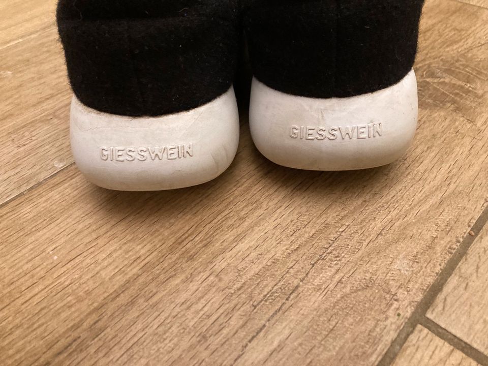 Giesswein Schuhe Merinowolle Merino wool runners in Kiel