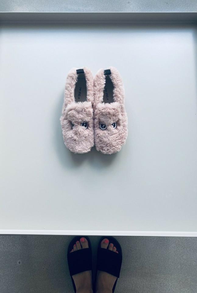ZARA Plüsch Teddy Slipper Slip-On Sneaker rosa/rose Gr. 30 in Kemmern