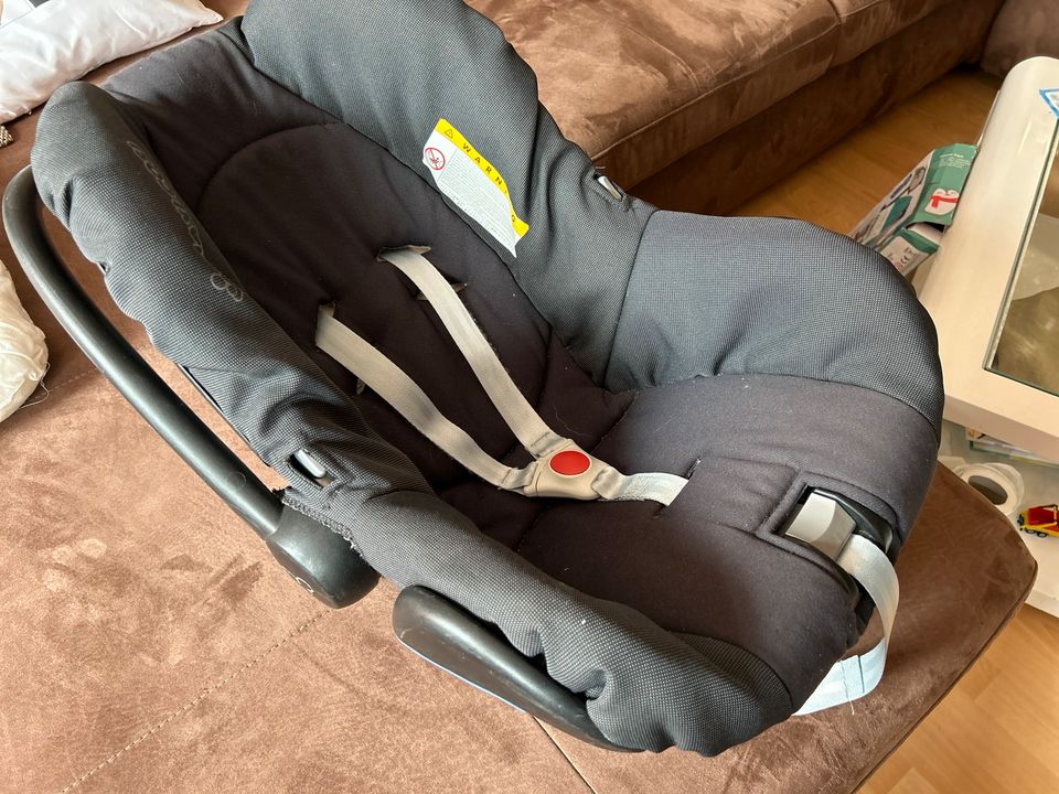 Maxi Cosi 0-13 kg in Sulzbach-Rosenberg