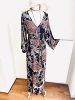 Boho Kimono Maxi Kleid ANNA FIELD 38 schwarz rot lang Blüten Hessen - Darmstadt Vorschau