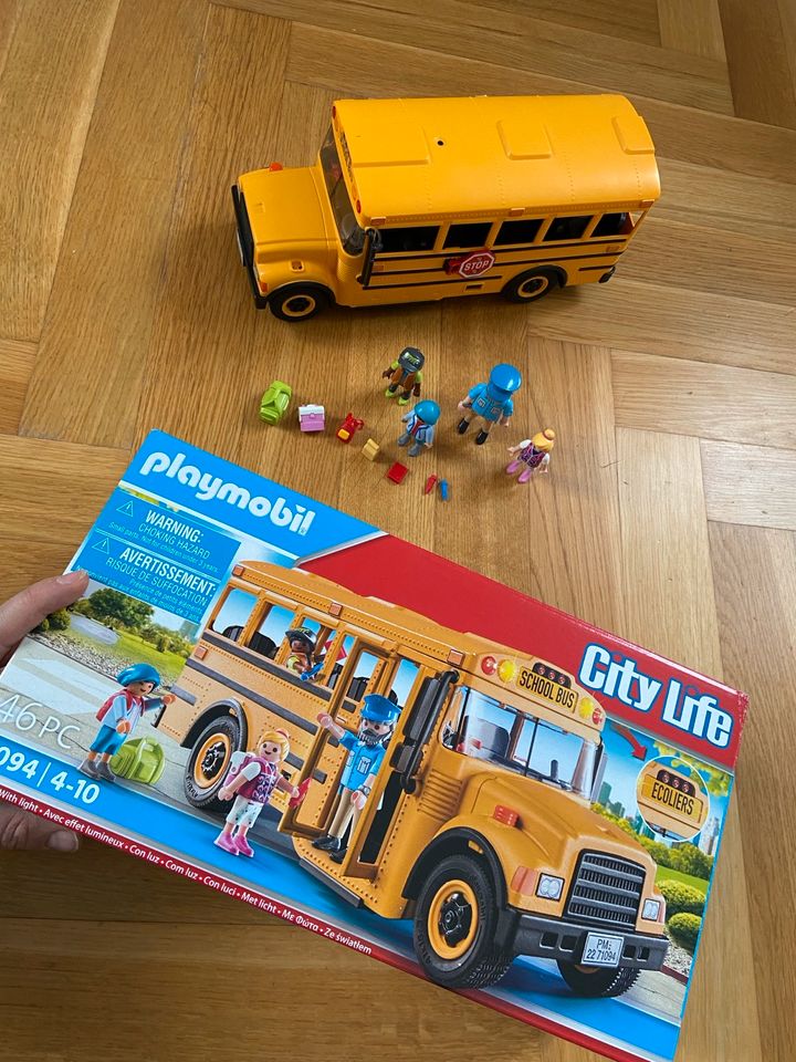 Playmobil 71094 City Life US Schulbus selten rar vollständig in Leipzig