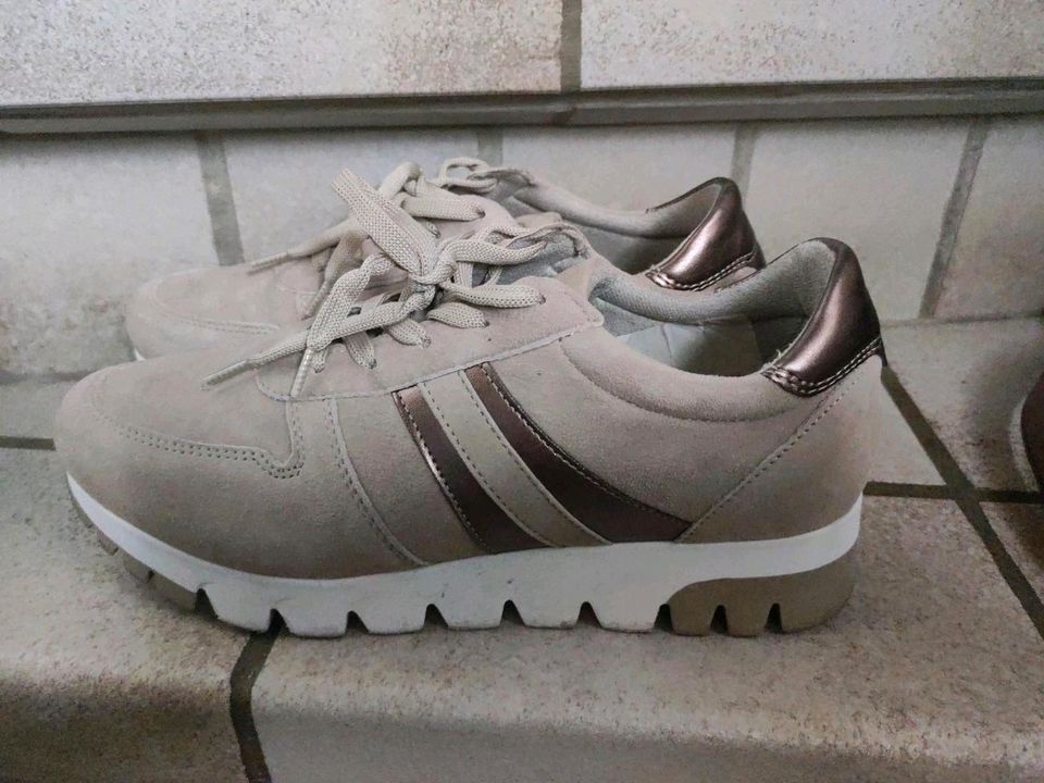 Tamaris Sneaker Schuhe Größe 40 wie neu in Grünstadt