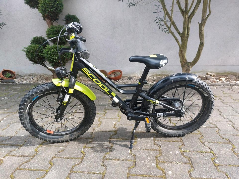 Scool Kinderfahrrad 16 Zoll in Biblis