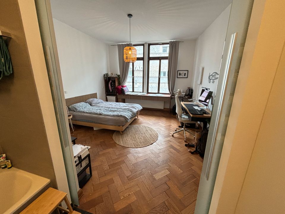 Wunderschöne, loftartige & zentrale 3-Zimmer-Wohnung mit Terasse in Wiesbaden