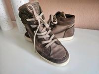 Halbschuhe Sneakers Paul Green gr 40 neuwertig Hessen - Niddatal Vorschau