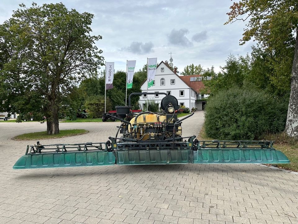 Toro MultiPro 5800 Sprayer Sprühfahrzeug Pflanzenschutzspritze in Weidenbach