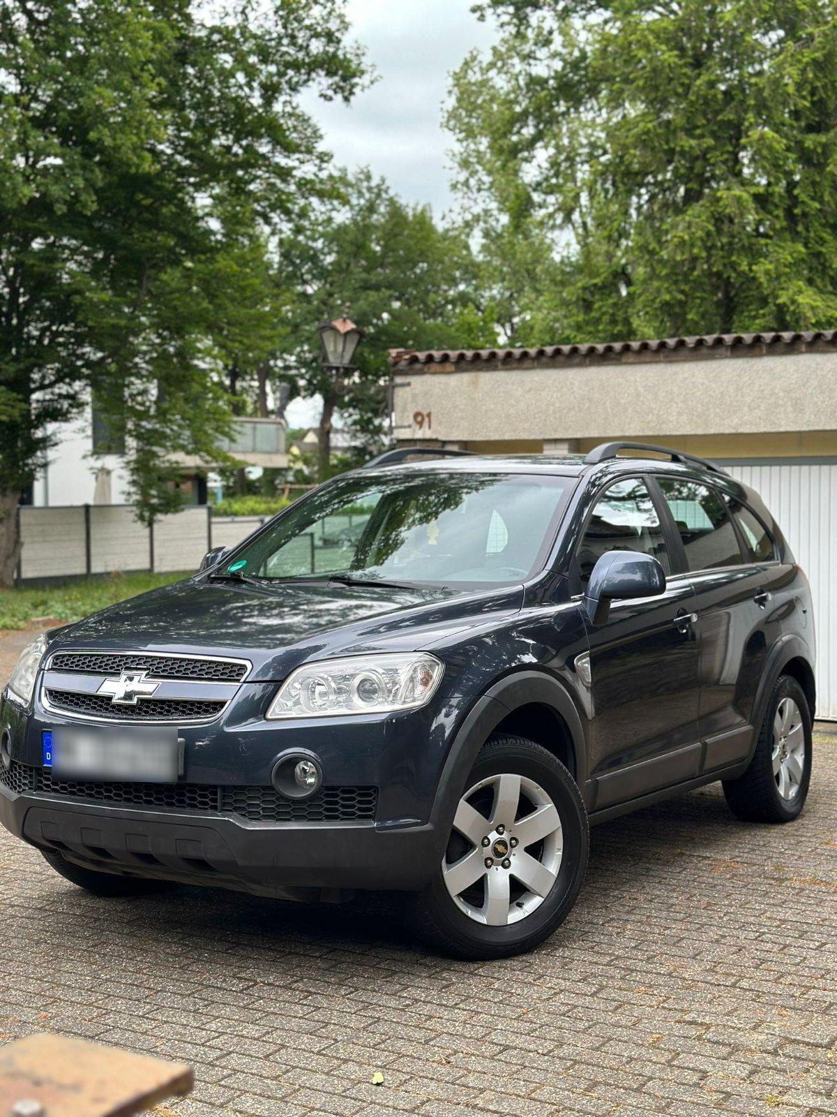 Abbildung des Autos Chevrolet Captiva 2.4 Be…