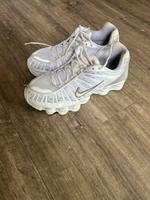 Nike shox 43 weiss Bayern - Bayreuth Vorschau
