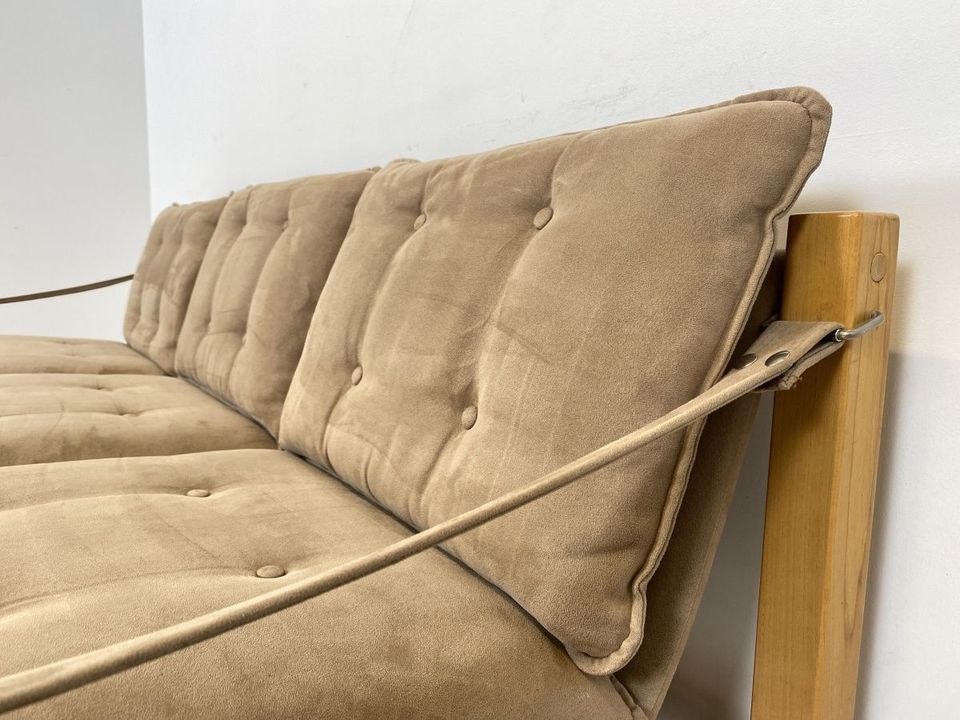 WMK Stilvolles, gemütliches und gut erhaltenes Vintage Sofa im Safari Stil mit hochwertigem gestepptem Stoffbezug # Couch 3er 3-Sitzer Sitzgarnitur Daybed Mid-Century Skandinavisches Design Retro in Berlin