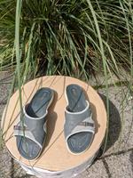 Hausschuhe Badeschuhe Damenschuhe Größe 39 Nordrhein-Westfalen - Herzogenrath Vorschau