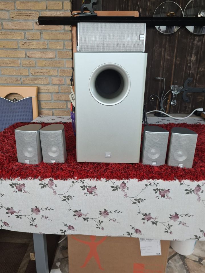 Canton CD 1 SC  Aktiv-Subwoofer in silber in Bottrop