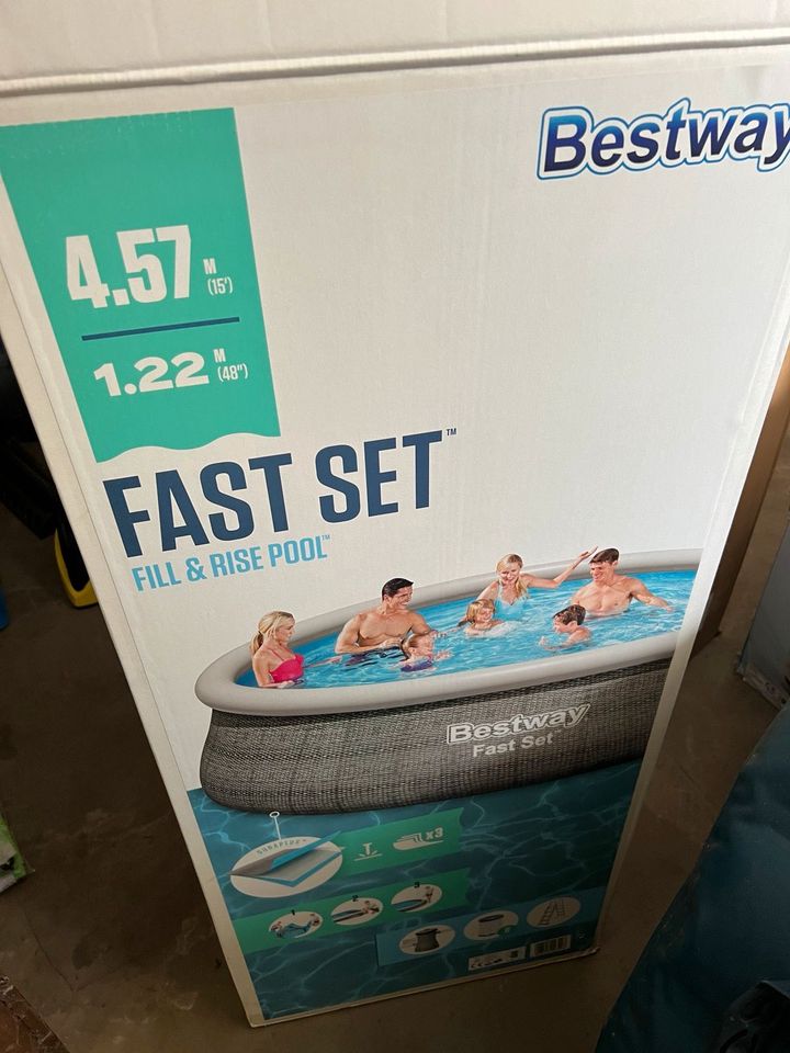 Pool Bestway Fast Set Ø 457 x 122 cm + Poolplane in Berlin