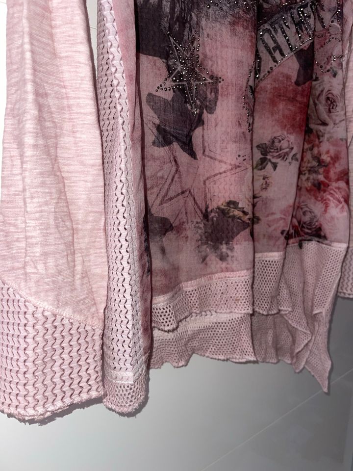 Tredy Damen Shirt Gr 40 rosa viel Glitzer Material Mix in Herne