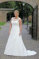 BRAUTKLEID HOCHZEITSKLEID GR. 48, NEU AUS LADENAUFLÖSUNG 18 Bayern - Weidenberg Vorschau