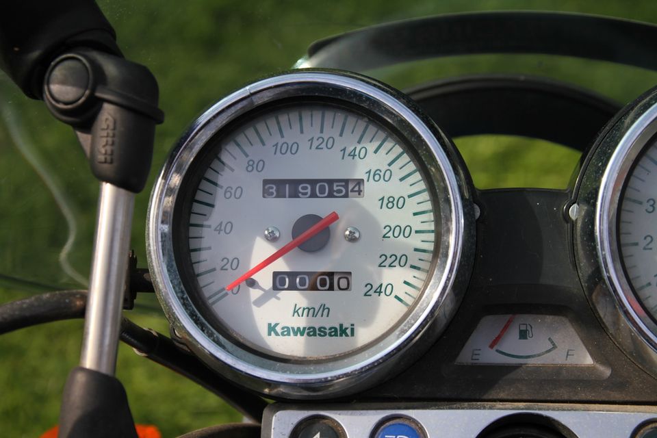 Kawasaki ZR 7 in Waldbröl