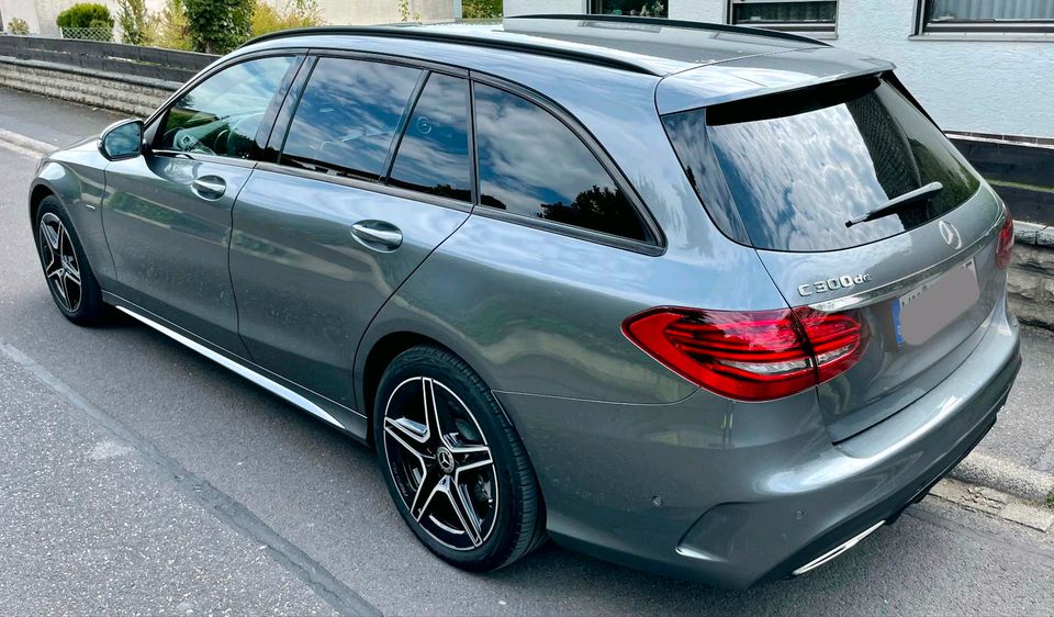 Mercedes C 300 de T - 9G-TRONIC - AMG NIGHT LINE in Würzburg