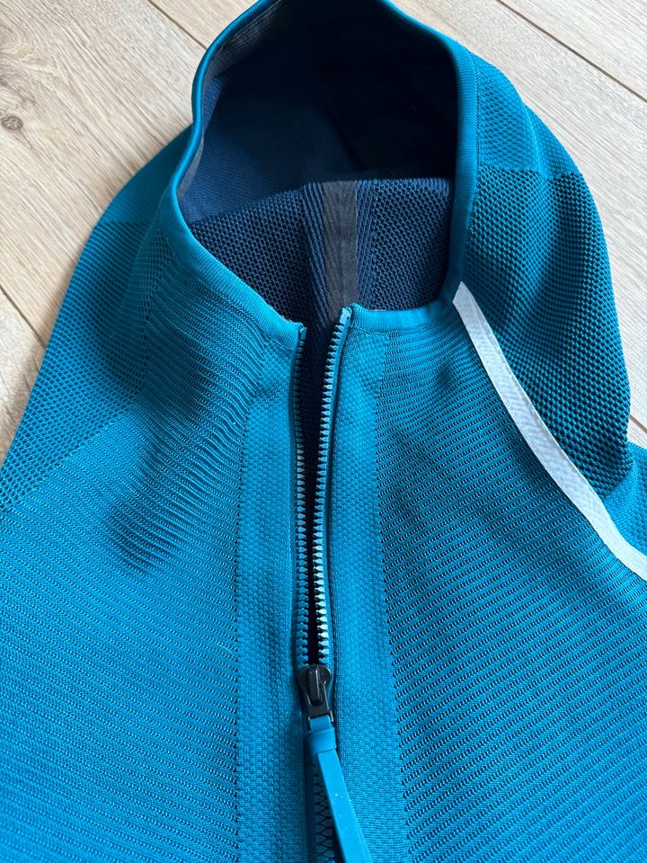 ADIDAS Parley Sweatjacke / Trainingsjacke Größe L in Edewecht - Friedrichsfehn