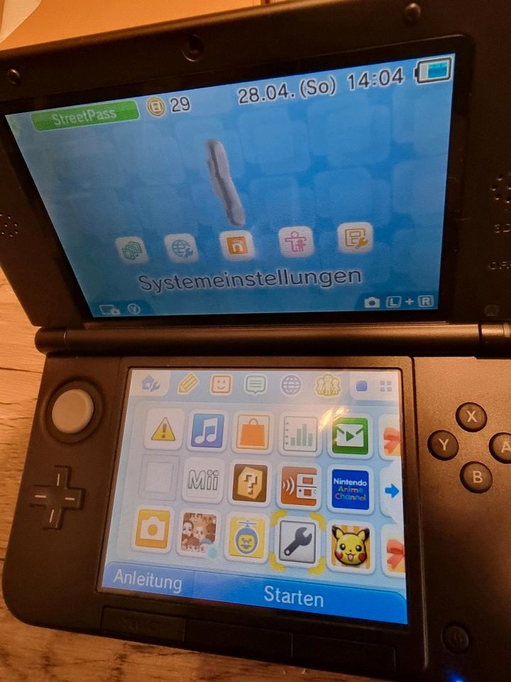 Nintendo 3DS XL mit 18 Spielen und Zubehör in Hannover