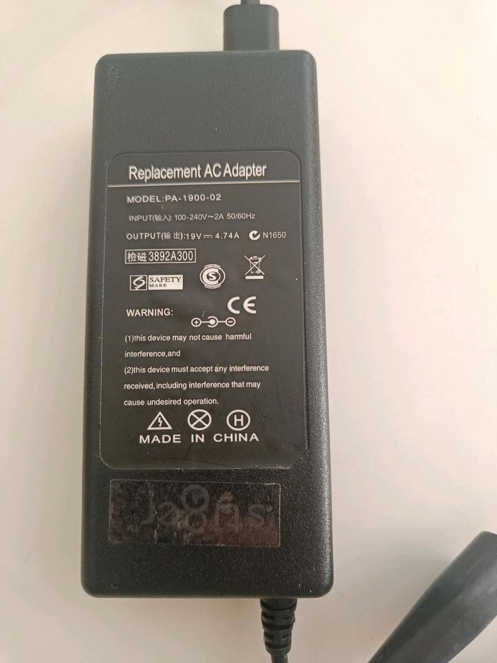 Netzteil Replacement AC Adapter Model PA-1900-02 240V 50/60Hz in Essen