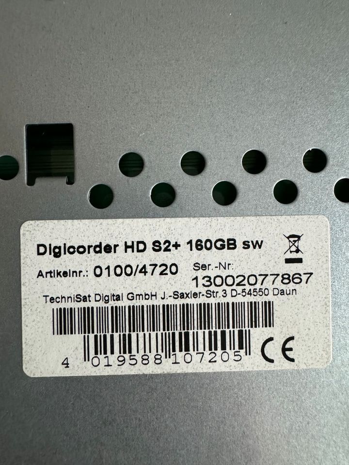 TechniSat Digicorder HD S2 Plus Festplatten Satelliten Receiver in Regensburg
