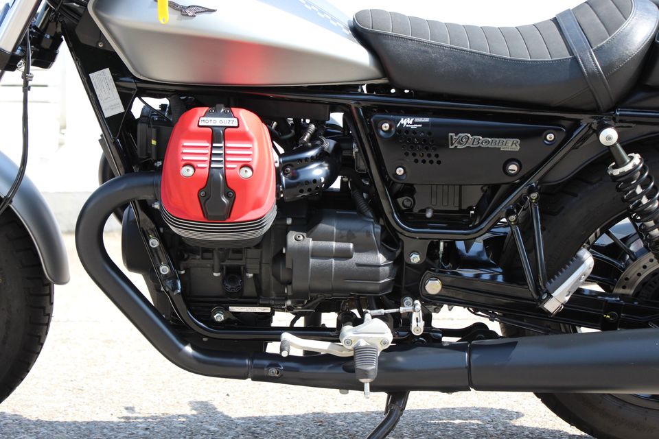 Moto Guzzi V9 Bobber Top Zustand + Bike Ankauf + Finanzierung in Dachau