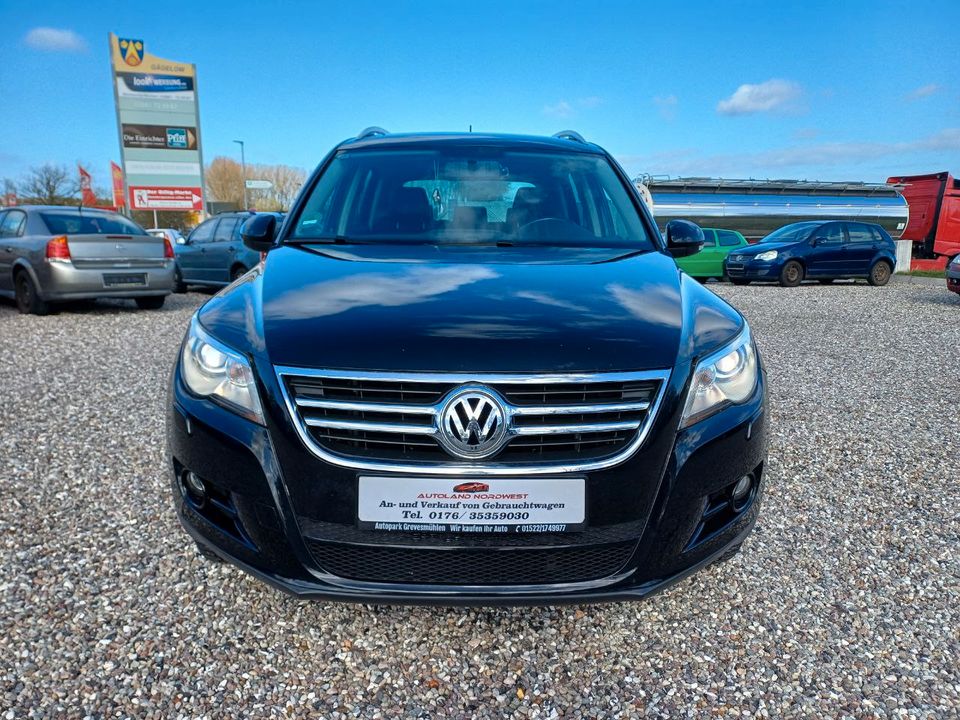 VW Tiguan 2.0  Benzin*PANO*NAVI*TÜV/AU NEU in Gägelow