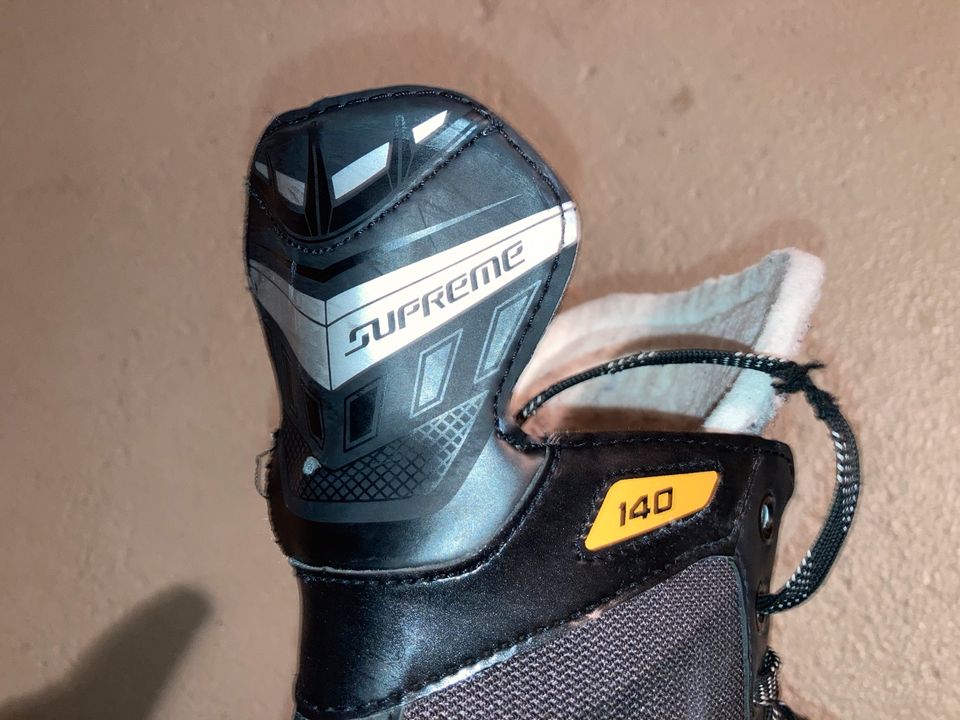 Schlittschuhe Eishockey 38,5 in Berchtesgaden