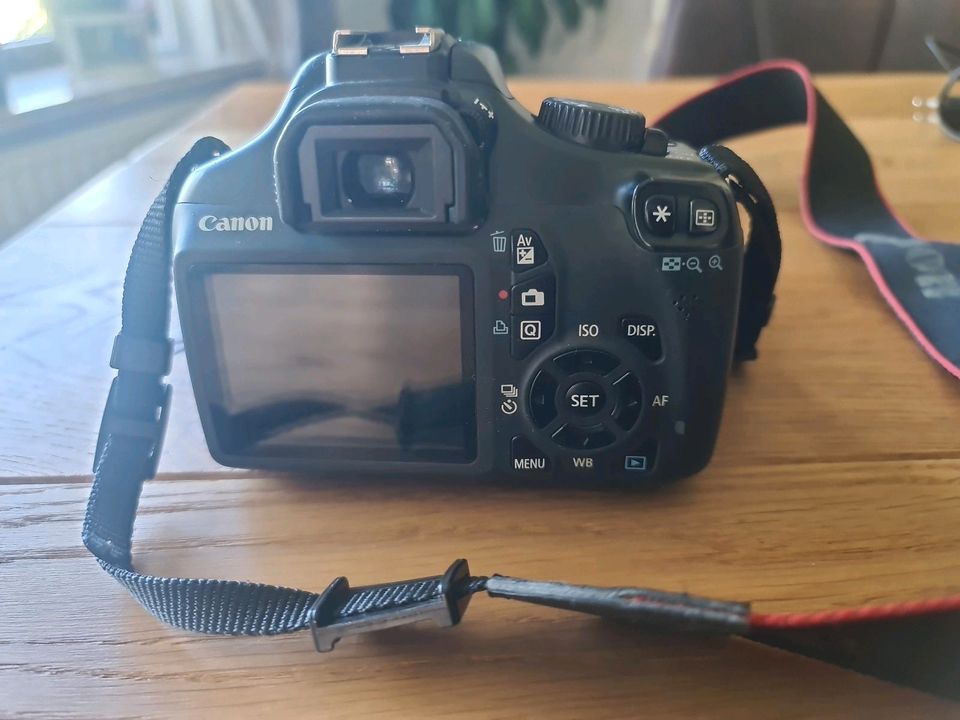 * Spiegelreflexkamera * Canon EOS 1100 D * neuwertig * in Lübeck