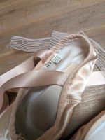 Soudittur Ballett Spitzenschuhe Satin Professionell Tanzschuhe 38 Kreis Pinneberg - Heidgraben Vorschau