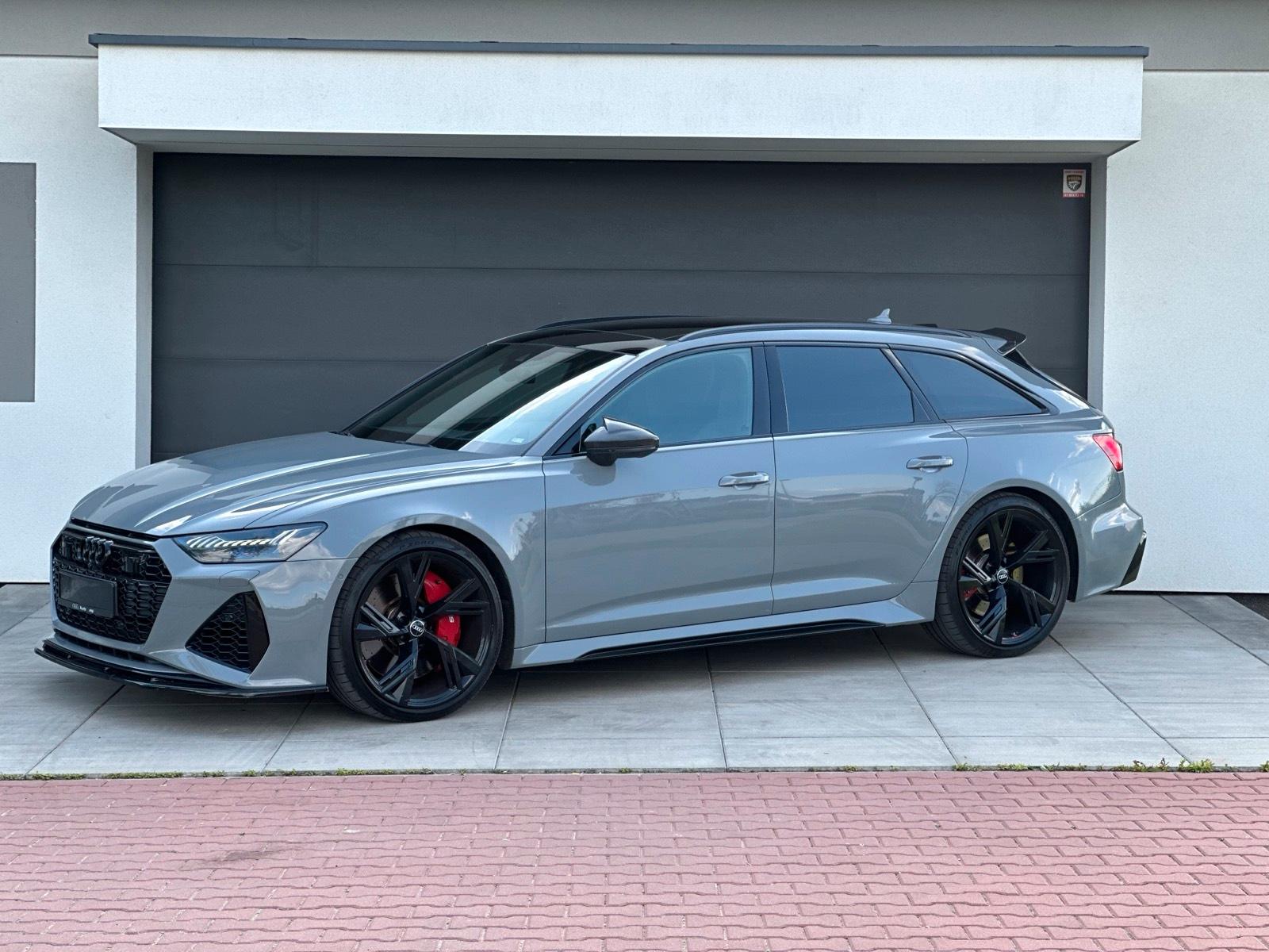 Abbildung des Autos Audi RS6 Nordograu Matri…