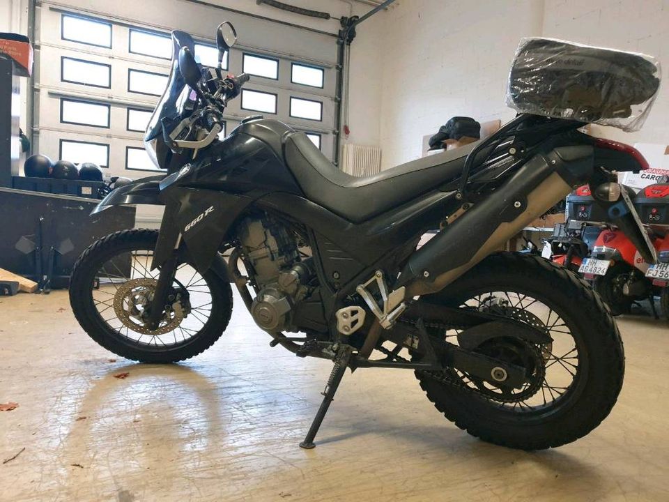 Yamaha XT660R + Zubehör in Hamburg