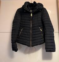 Schöne gesteppte Zara Jacke XS schwarz Bayern - Freilassing Vorschau