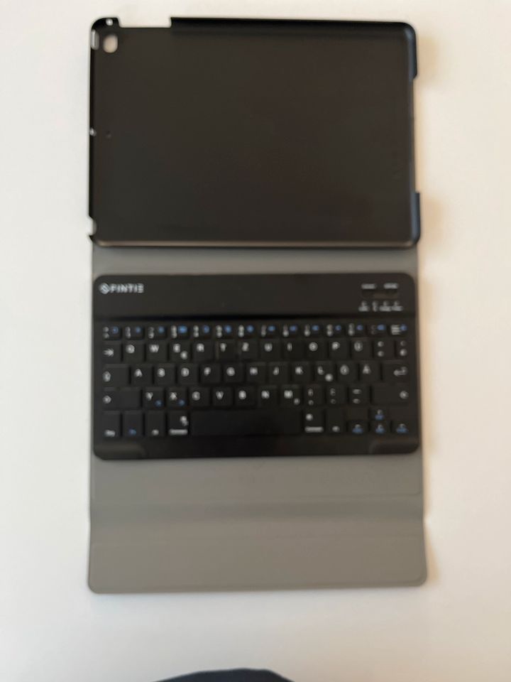 Neue Fintje Ipad 9,7 Zoll Tastatur Bluetooth in München