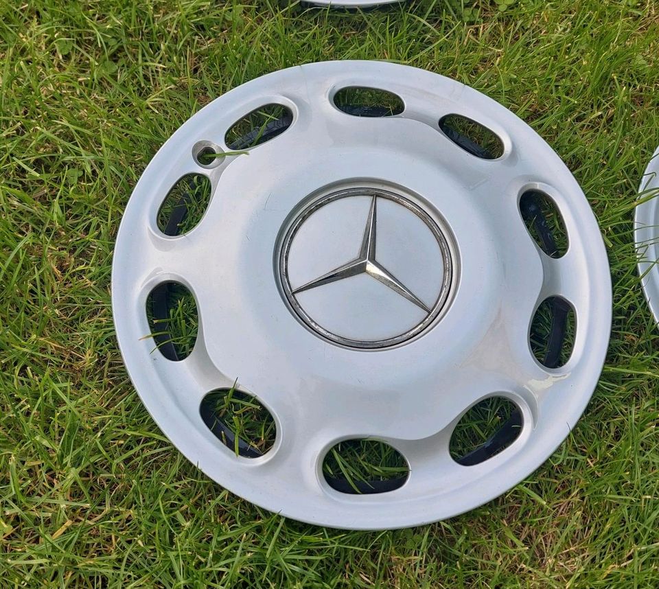 Radkappen Original Mercedes A-Klasse 15 Zoll Radzierblende in Obersulm