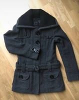 Zara TRF Damen Jacke / Mantel in Grau / Schwarz Gr. L Düsseldorf - Hafen Vorschau