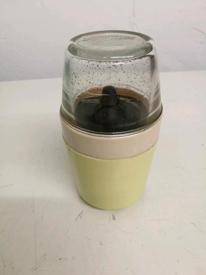 Ersatzteile DDR Kaffee Mühle und DDR Mixer Gehäuse RG28 in Görlitz