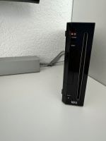 Wii Konsole plus 2 CDs Nordrhein-Westfalen - Recklinghausen Vorschau