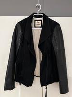 Street One Lederjacke Schwarz Damen Gr.38 Ziegenleder Nordrhein-Westfalen - Bad Münstereifel Vorschau