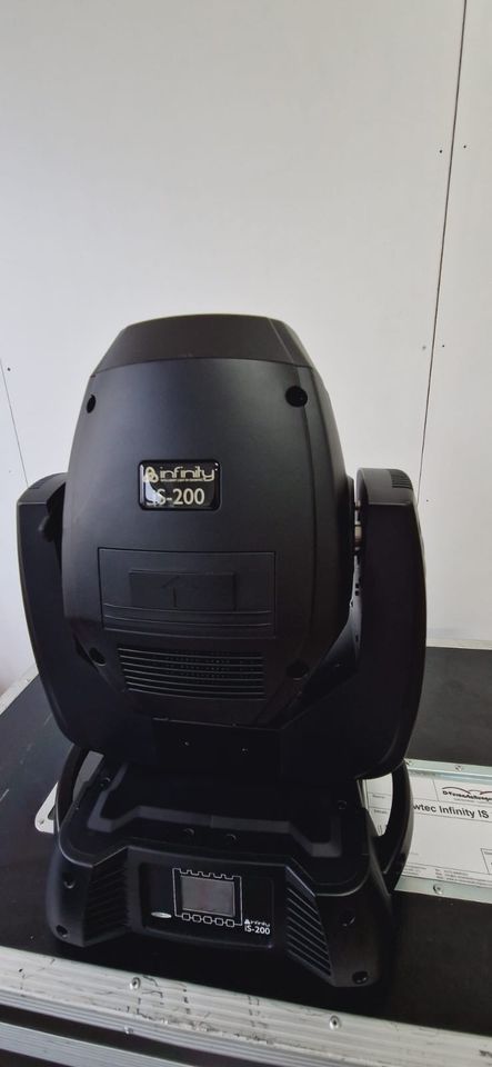 Showtec Infinity IS-200 Moving Head Spot LED Set in Waldstetten