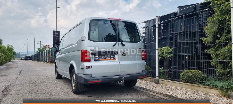 VW T6 2.0 Transporter Kastenwagen - Werkstattschränke, AHK, Klima in Hagen